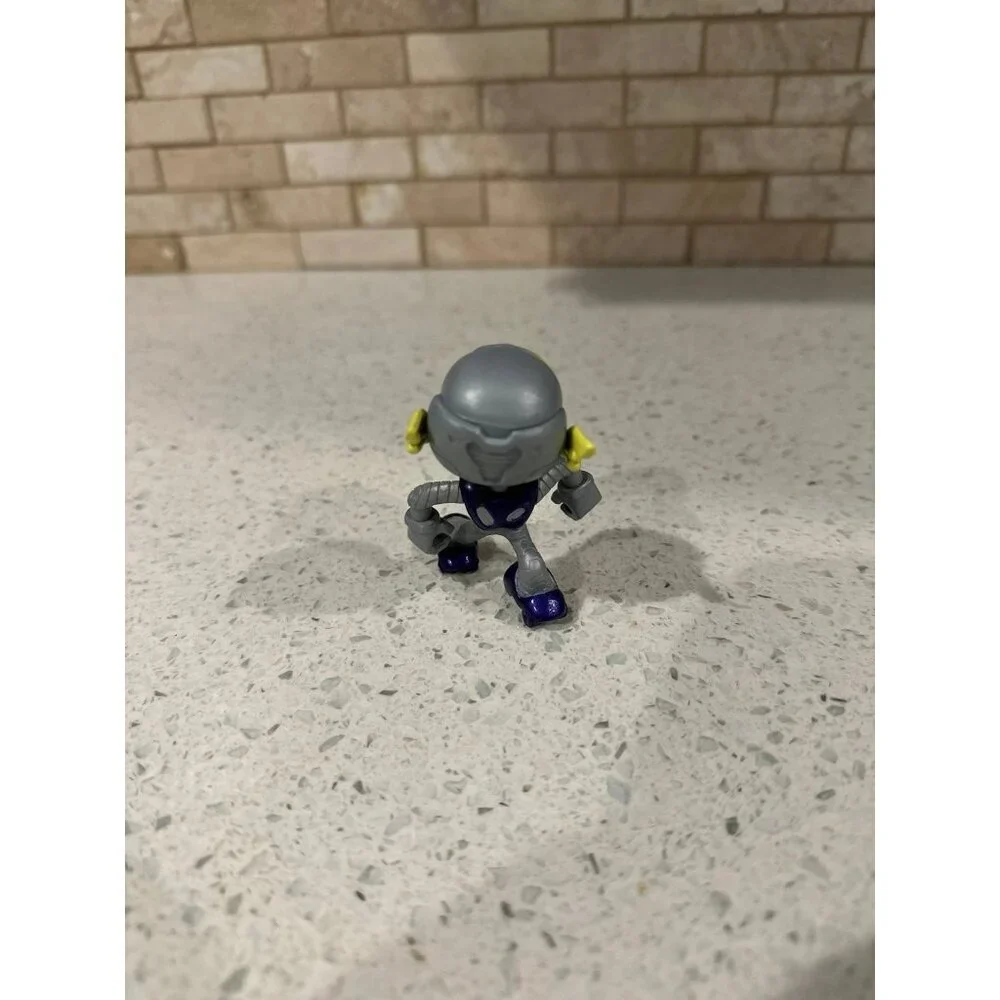 Ninja Kidz Club‎ Figurines